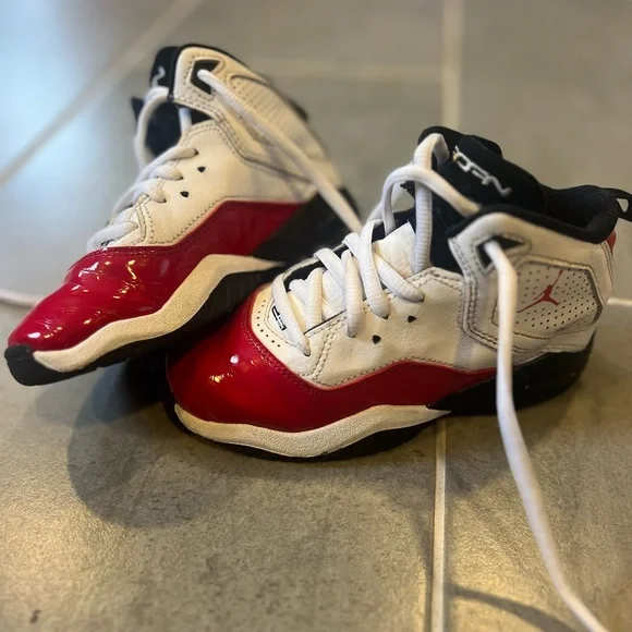 Nike Jordan Kids' basketball shoes - Picture 4 of 7